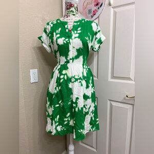 NWT Simply Vera Vera Wang Green White Floral Tie Waist Mini Dress XS